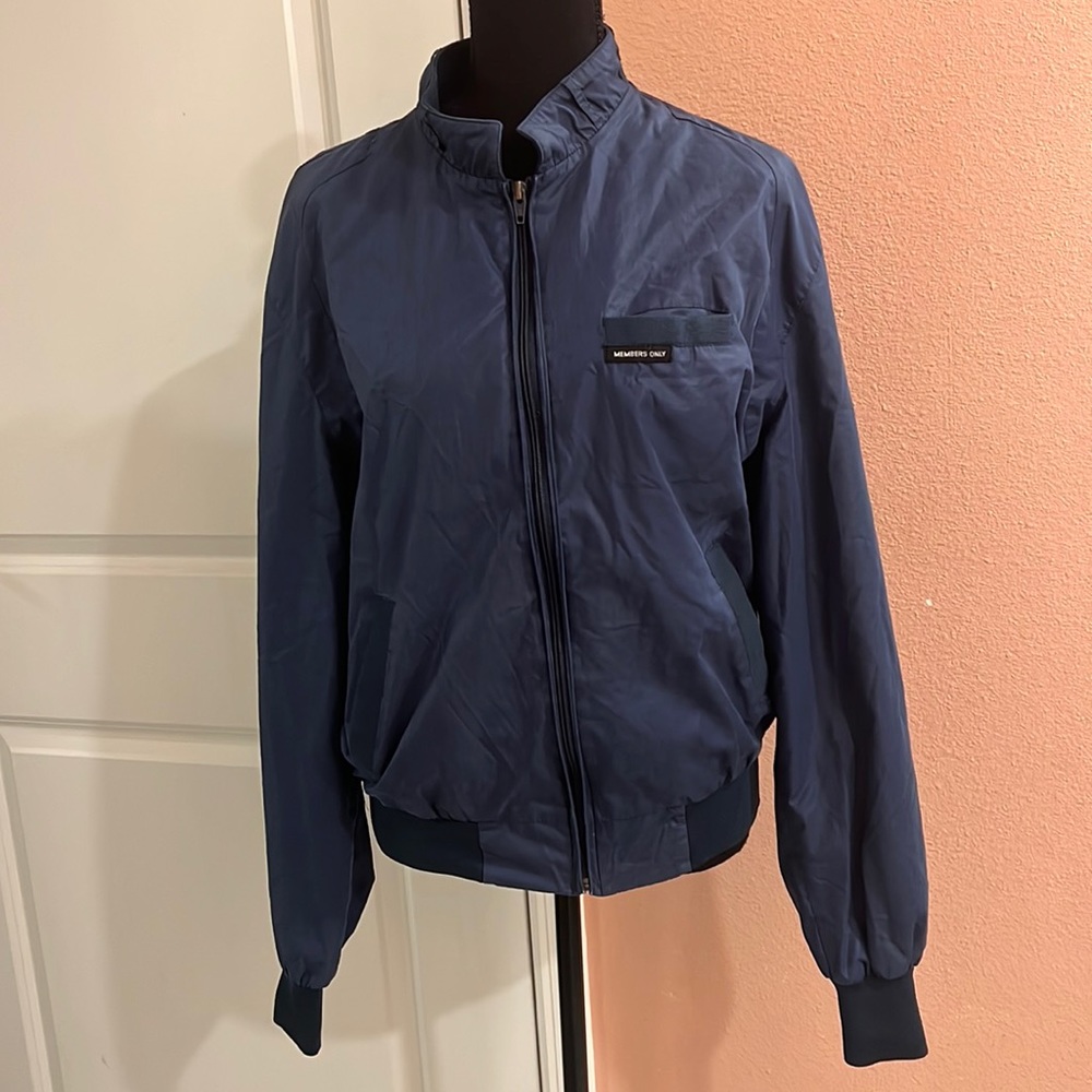 MEMBERS ONLY Windbreaker
